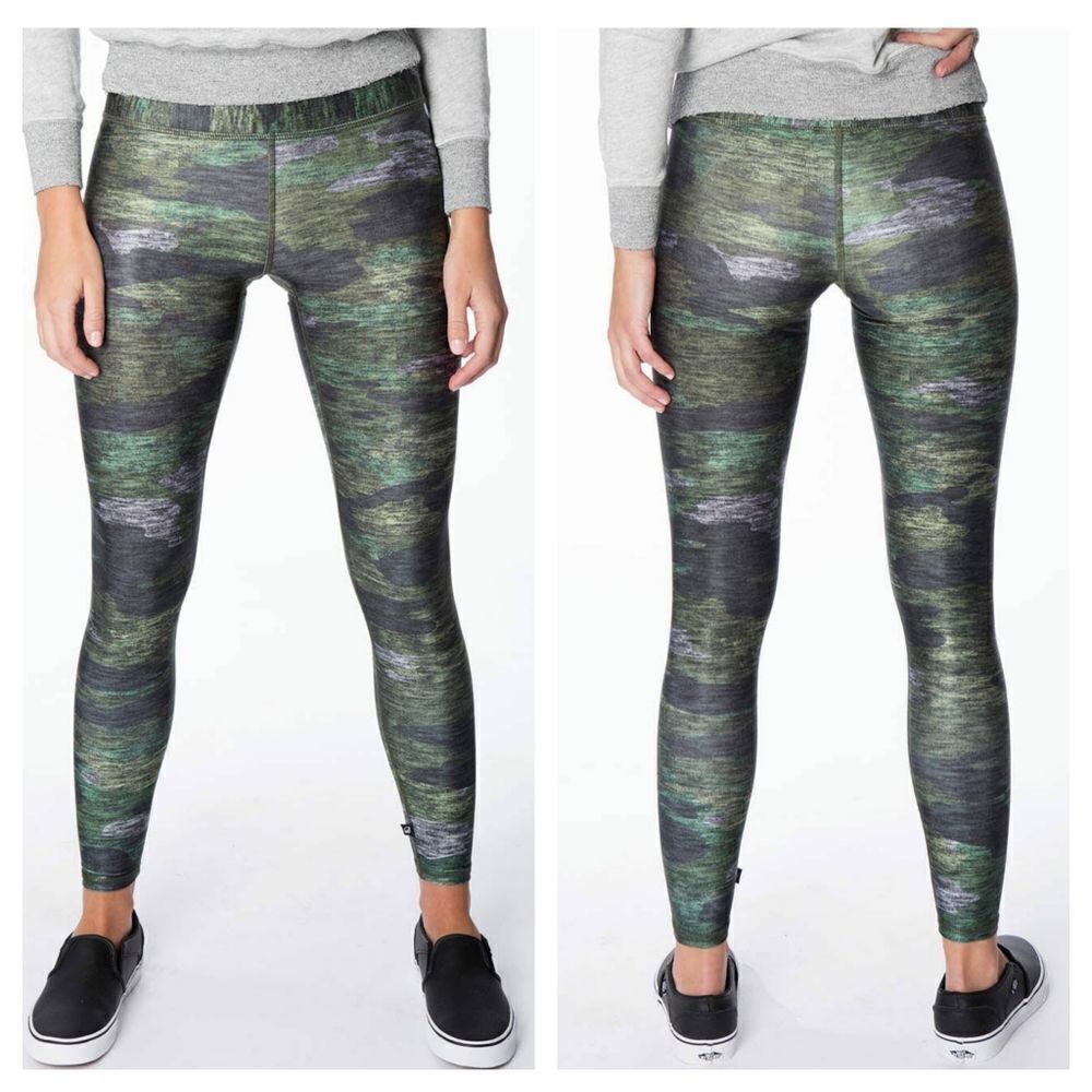 Terez Heathered Green Camo Leggings‎
